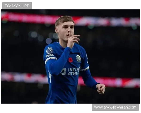 切尔西倒三角传递至位，帕尔默一脚中靶