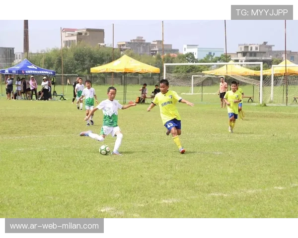 “携手合作：青训联盟推动全国青少年足球共同发展”，2020全国青训联盟杯足球邀请赛